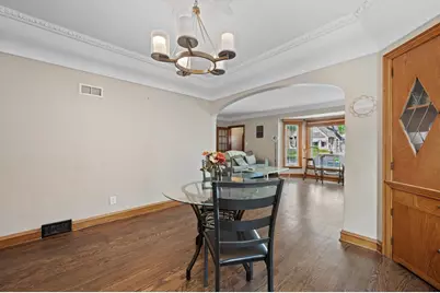 2613 N 62nd St, Wauwatosa, WI 53213 - Photo 6