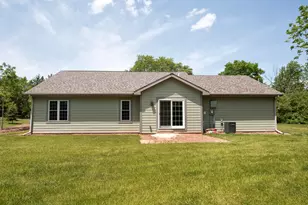 1255 Westwood Dr, Grafton, WI 53024 - Photo 26