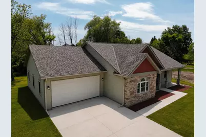 1255  Westwood Dr, Grafton, WI 53024 - Photo 2