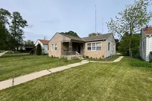 5076 N 20th St, Milwaukee, WI 53209 - Photo 2