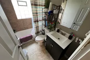 5076 N 20th St, Milwaukee, WI 53209 - Photo 10