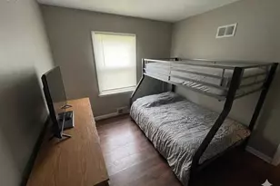 5076 N 20th St, Milwaukee, WI 53209 - Photo 12