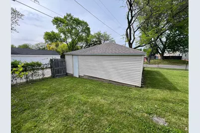 5279 N 44th St, Milwaukee, WI 53218 - Photo 4