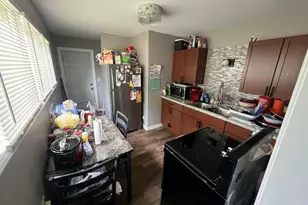 5279 N 44th St, Milwaukee, WI 53218 - Photo 8