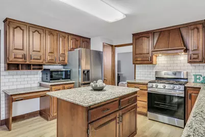 7504  19th Ave, Kenosha, WI 53143 - Photo 10