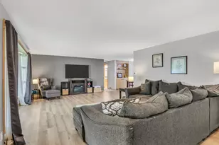 7504 19th Ave, Kenosha, WI 53143 - Photo 2