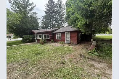 803 E Lisbon Rd, Oconomowoc, WI 53066 - Photo 1