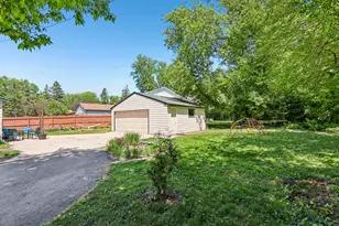 5404 N Mohawk Ave, Glendale, WI 53217 - Photo 38