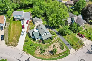 5404 N Mohawk Ave, Glendale, WI 53217 - Photo 54