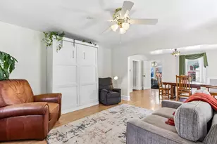 5404 N Mohawk Ave, Glendale, WI 53217 - Photo 6