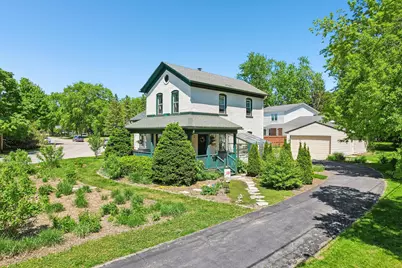 5404 N Mohawk Ave, Glendale, WI 53217 - Photo 2