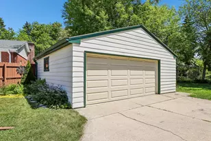 5404 N Mohawk Ave, Glendale, WI 53217 - Photo 40