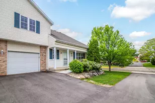 1023 Chandler Ln, Sun Prairie, WI 53590 - Photo 1