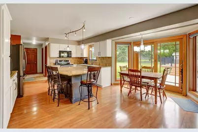 N69W28160  River Park Ct, Merton, WI 53029 - Photo 4