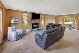 N69W28160 River Park Ct, Merton, WI 53029 - Photo 10