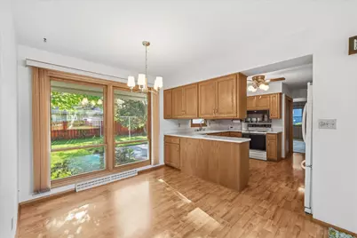 923 W Whitefish Rd, Port Washington, WI 53074 - Photo 6