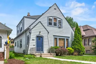 4350 N Woodburn St, Shorewood, WI 53211 - Photo 2