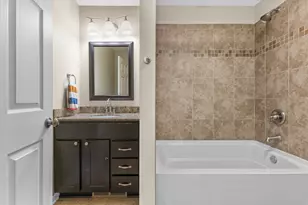 1126 S 121st St, West Allis, WI 53214 - Photo 28