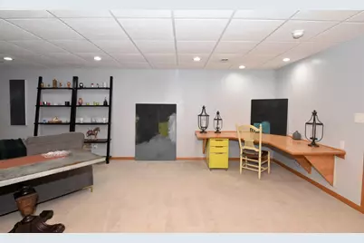 3326  Emmertsen Rd, Racine, WI 53406 - Photo 32