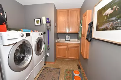 3326  Emmertsen Rd, Racine, WI 53406 - Photo 28