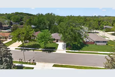 508  Whitegate Dr, Saukville, WI 53080 - Photo 42
