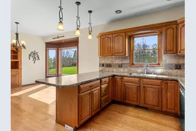 4818  Maplecrest Ridge Rd, Franklin, WI 54247 - Photo 14