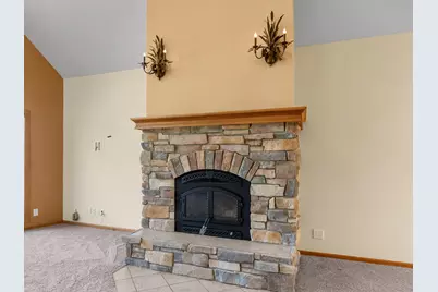 4818  Maplecrest Ridge Rd, Franklin, WI 54247 - Photo 8