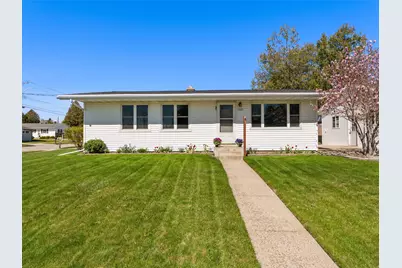 1422 S 35th St, Manitowoc, WI 54220 - Photo 22