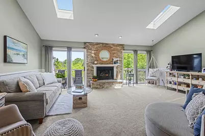 355  Havenwood Dr #8, Lake Geneva, WI 53147 - Photo 2