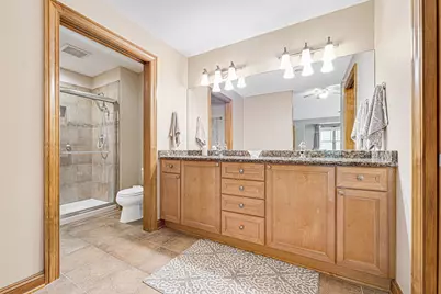 7571 W Tuckaway Pines Cir, Franklin, WI 53132 - Photo 20