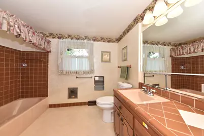 3540  Goetz Dr, Brookfield, WI 53005 - Photo 22