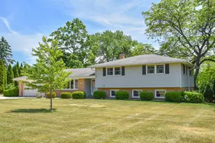 3540 Goetz Dr, Brookfield, WI 53005 - Photo 36