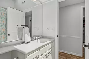 860 Trails End Dr, Fontana, WI 53125 - Photo 44
