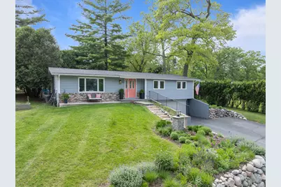 860  Trails End Dr, Fontana, WI 53125 - Photo 68