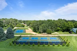 860 Trails End Dr, Fontana, WI 53125 - Photo 78