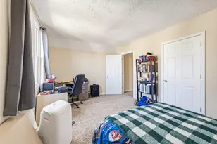 1431 S 72nd St, West Allis, WI 53214 - Photo 22