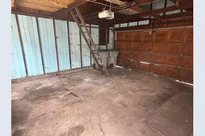 2236 S 35th St, Milwaukee, WI 53215 - Photo 20