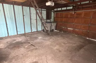 2236 S 35th St, Milwaukee, WI 53215 - Photo 20