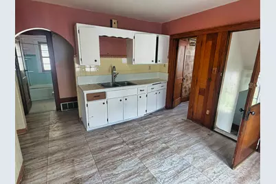 2236 S 35th St, Milwaukee, WI 53215 - Photo 16