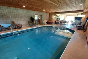 8404 S 68th St, Franklin, WI 53132 - Photo 38