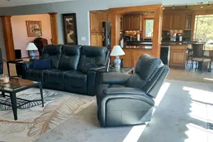 8404 S 68th St, Franklin, WI 53132 - Photo 16