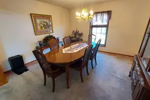 8404 S 68th St, Franklin, WI 53132 - Photo 10