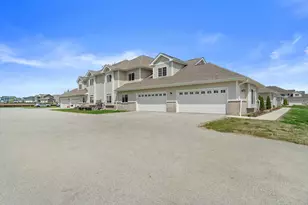 1625 Grey Fox Trail, Mukwonago, WI 53149 - Photo 24