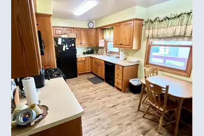 721  Menasha St, Reedsville, WI 54230 - Photo 2
