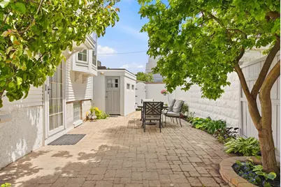1913 E Estes St, Milwaukee, WI 53207 - Photo 36