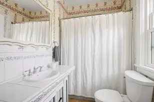 1913 E Estes St, Milwaukee, WI 53207 - Photo 22
