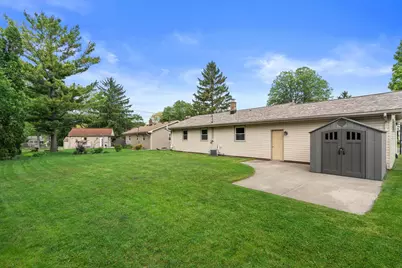 1971  Cascade Dr, Waukesha, WI 53188 - Photo 22