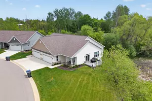 18 Briarknoll Cir, Saukville, WI 53080 - Photo 34