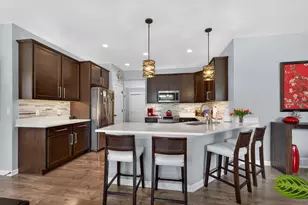 18 Briarknoll Cir, Saukville, WI 53080 - Photo 4