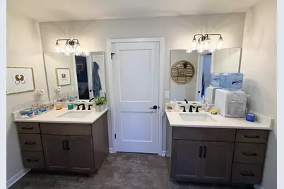 S54W25488  Pebble Brook Ct, Waukesha, WI 53189 - Photo 32